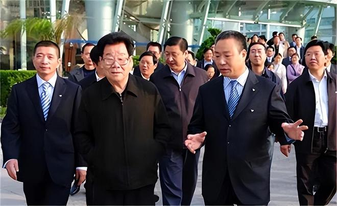 李瑞环 生平 事迹_李瑞环与李世默_李瑞环 务实求理 哲学思想