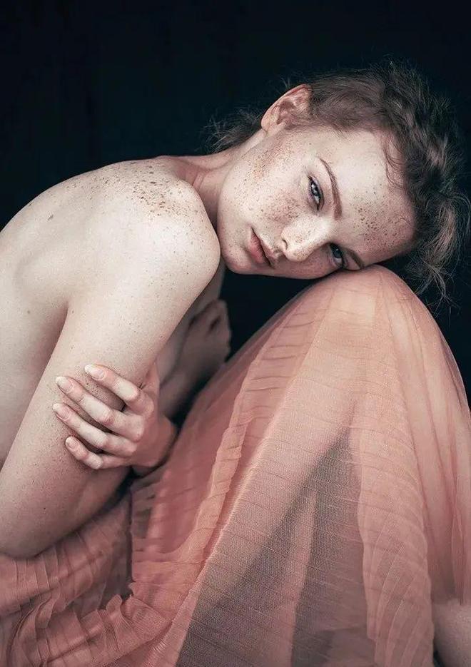 美女写真视频_国际美女写真 欧美亚洲非洲美女写真风格对比 世界各地美女写真文化差异