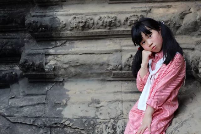 老师妈妈的小学生作文_学生眼中的老师妈妈_我的美母教师