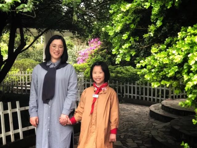 我的美母教师_学生眼中的老师妈妈_老师妈妈的小学生作文