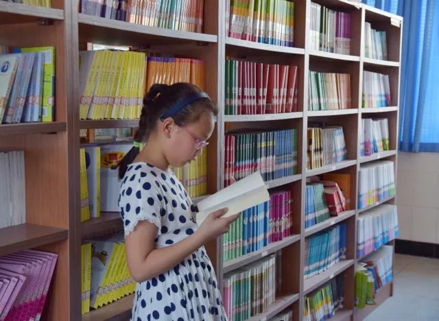 我的美母教师_老师妈妈的小学生作文_学生眼中的老师妈妈