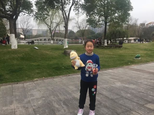 老师妈妈的小学生作文_学生眼中的老师妈妈_我的美母教师